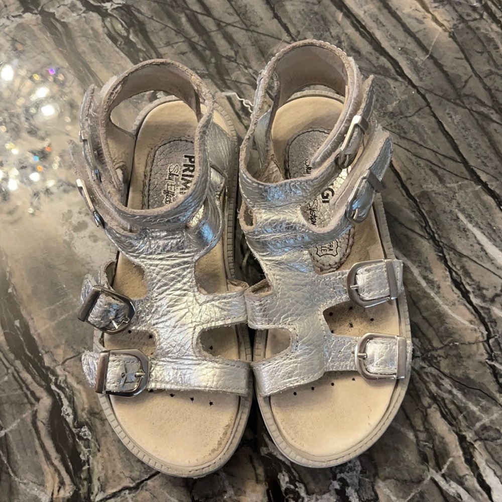 Primigi girls leather sandals